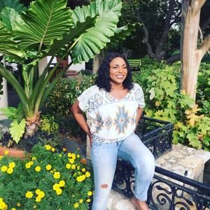 Meet your Posher, Verna